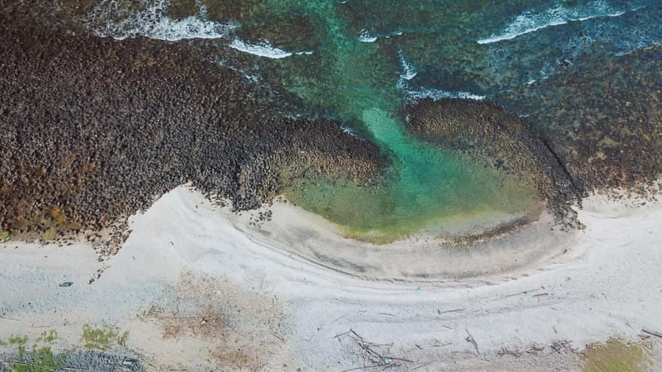 南方四島｜意外拍攝到現今為無人島-西吉嶼的石滬遺跡！？